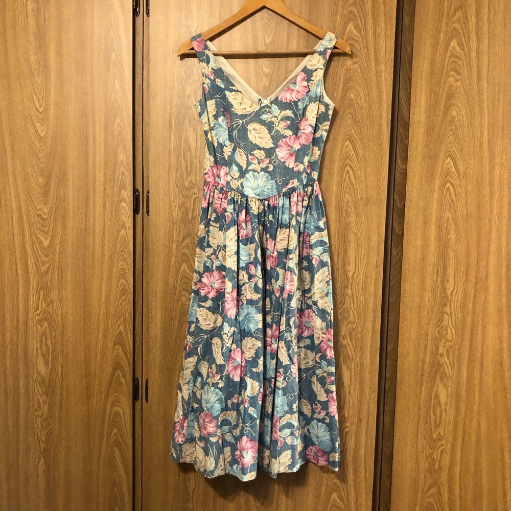Reyn Spooner Blue Floral V-Neck Midi Dress with Pink & Cream Blooms